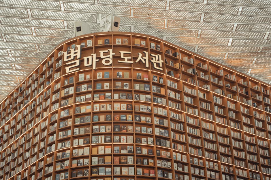 Explore the stunning bookshelf architecture at Starfield Library in Seoul, South Korea.